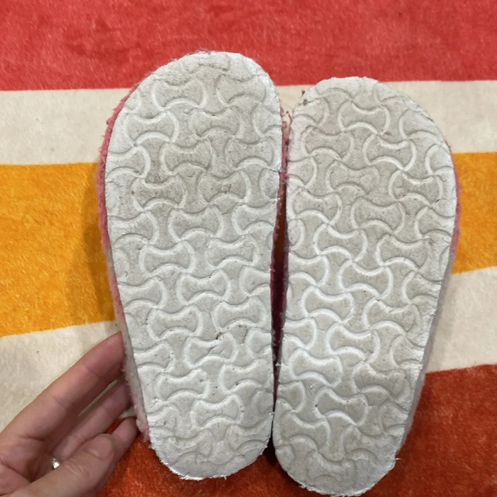 3/$10 Girls Sherpa Clog slippers size 13/1